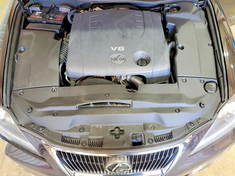 Photo 11 from auction – 2012 LEXUS IS with VIN JTHBF5C20C5178790