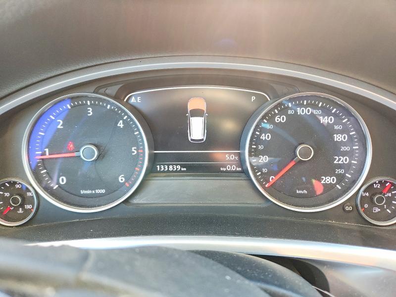 Фото 9 с аукциона – 2013 VOLKSWAGEN TOUAREG TD с VIN WVGDP9BP1DD001079