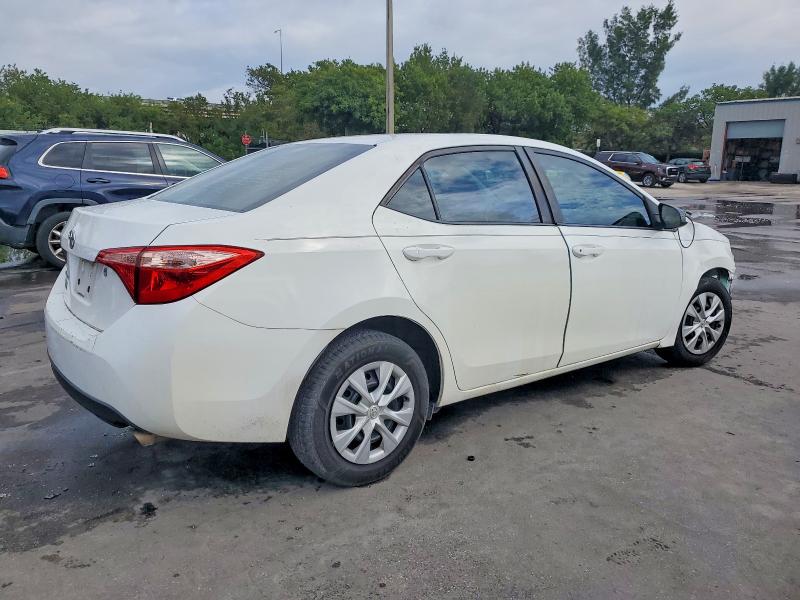 Photo 3 from auction – 2018 TOYOTA COROLLA L with VIN 2T1BURHE7JC039659
