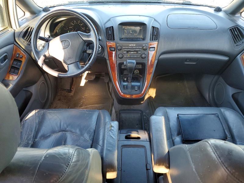 Photo 8 from auction – 2000 LEXUS RX with VIN JT6HF10U8Y0141220