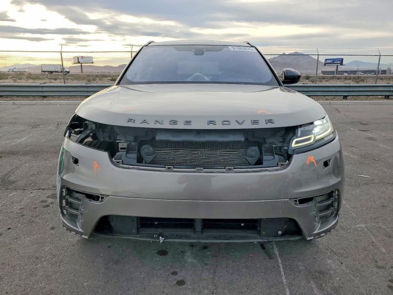 Photo 5 from auction – 2018 LAND ROVER RANGE ROVER VELAR with VIN SALYL2RX2JA742491