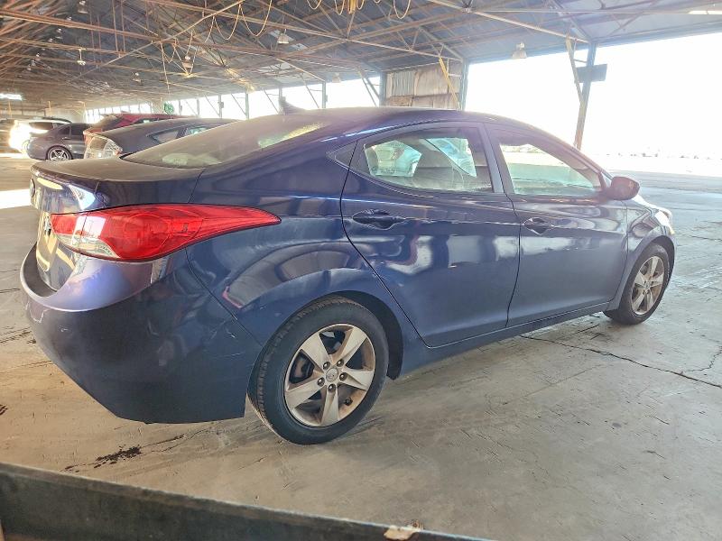 Photo 3 from auction – 2011 HYUNDAI ELANTRA GL with VIN 5NPDH4AE2BH018937
