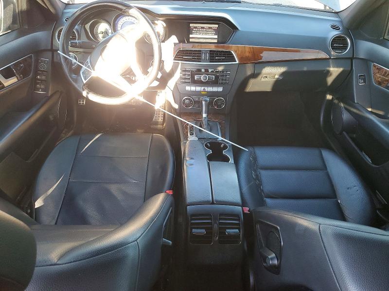 Photo 8 from auction – 2013 MERCEDES-BENZ C 300 4MAT with VIN WDDGF8AB7DA818231