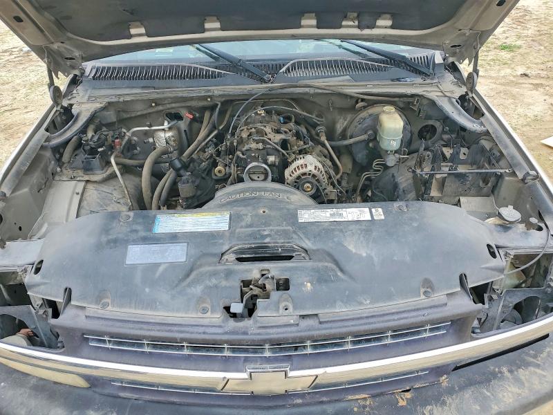 Photo 11 from auction – 2000 CHEVROLET SILVERADO with VIN 2GCEC19T9Y1376065