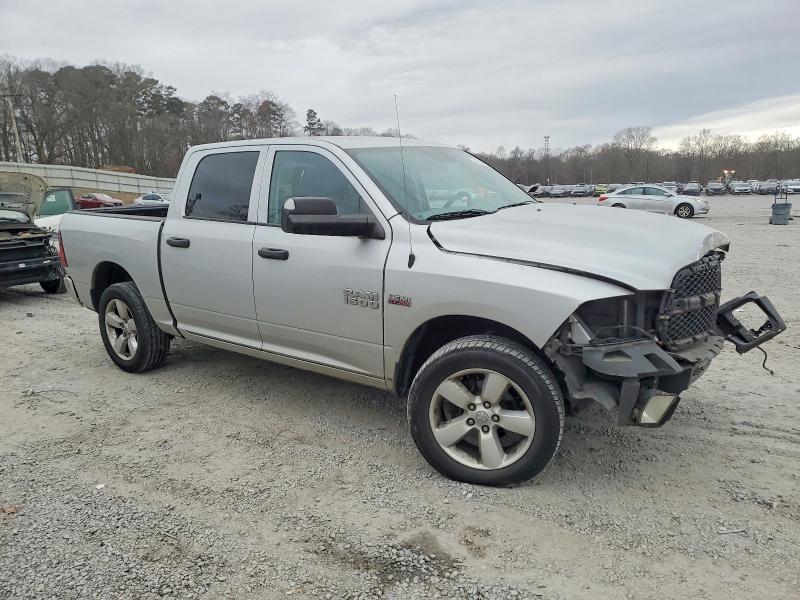 Photo 4 from auction – 2014 RAM 1500 ST with VIN 1C6RR7KT2ES461393
