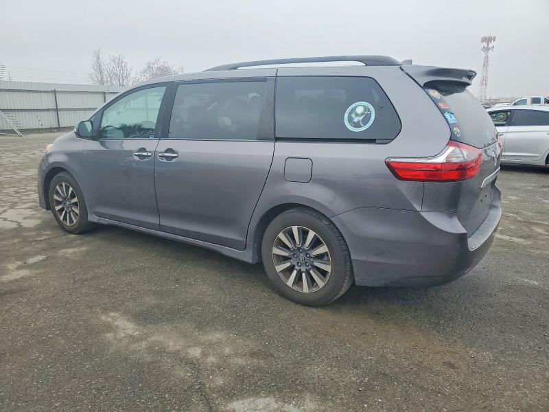 Photo 2 from auction – 2020 TOYOTA SIENNA with VIN 5TDYZ3DC2LS040919