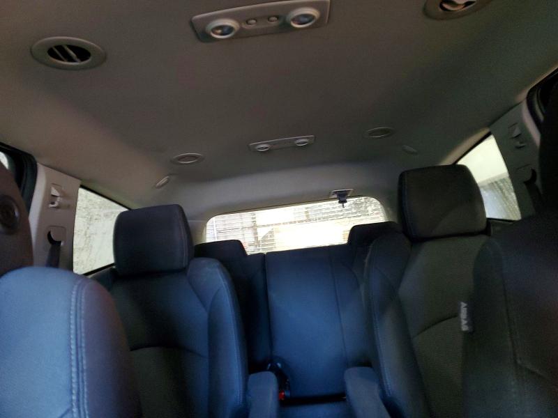 Photo 10 from auction – 2017 CHEVROLET TRAVERSE L with VIN 1GNKRGKD1HJ223300