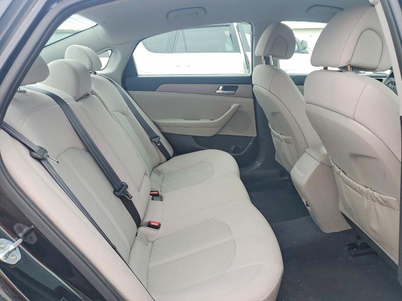 Photo 10 from auction – 2016 HYUNDAI SONATA SE with VIN 5NPE24AF4GH262997