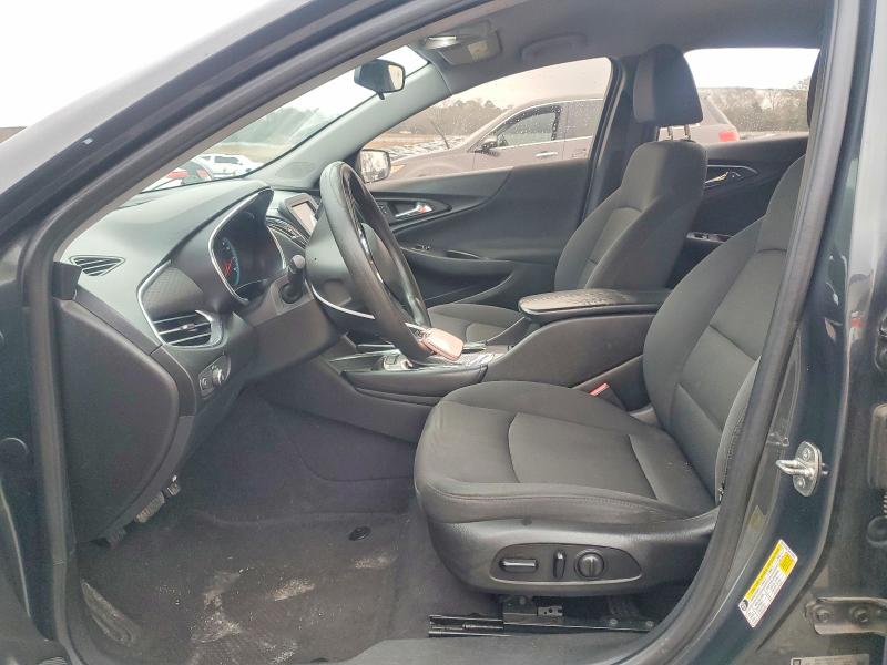 Photo 7 from auction – 2017 CHEVROLET MALIBU LT with VIN 1G1ZE5ST5HF133965