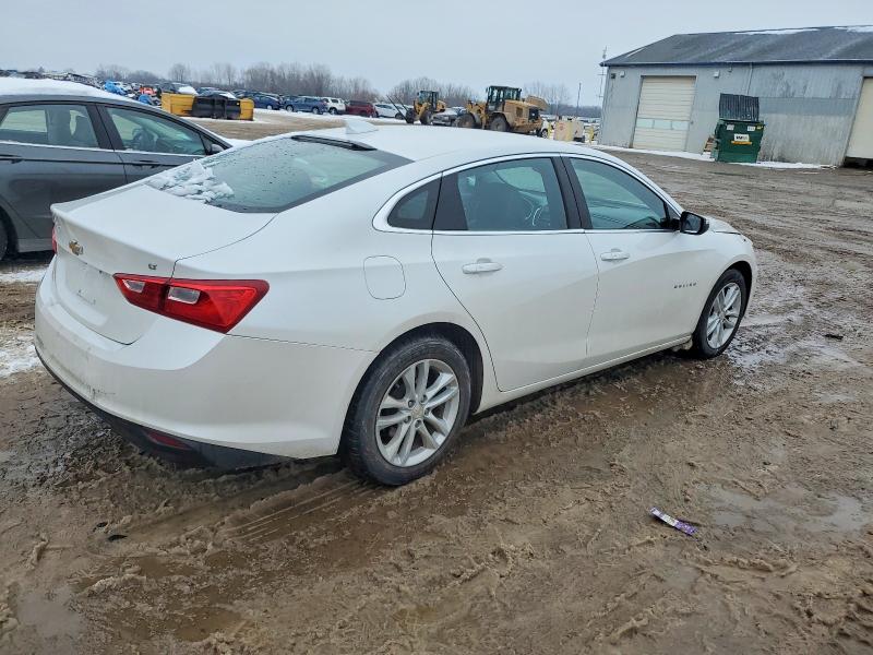 Photo 3 from auction – 2016 CHEVROLET MALIBU LT with VIN 1G1ZE5ST6GF193736