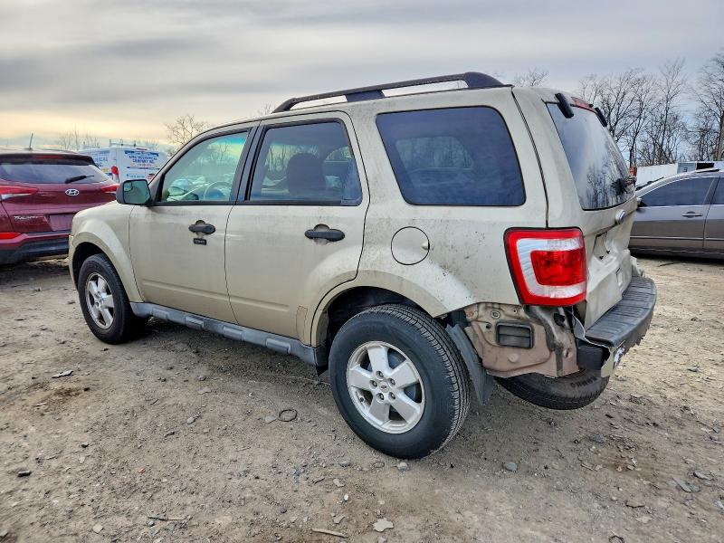 Photo 2 from auction – 2010 FORD ESCAPE XLT with VIN 1FMCU0D74AKB30924