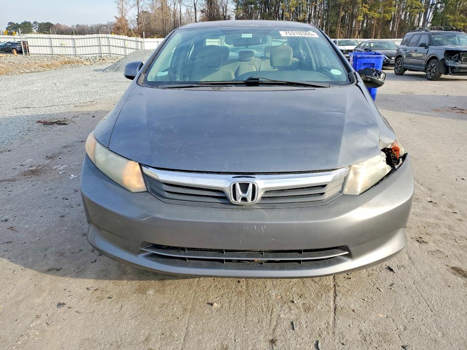 Photo 5 from auction – 2012 HONDA CIVIC with VIN 19XFB2F51CE021454