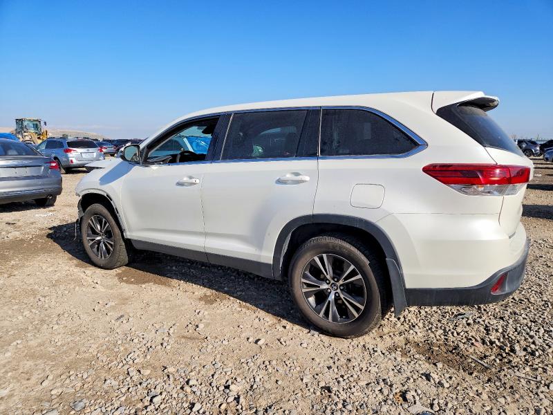 Photo 2 from auction – 2019 TOYOTA HIGHLANDER with VIN 5TDBZRFH7KS945253