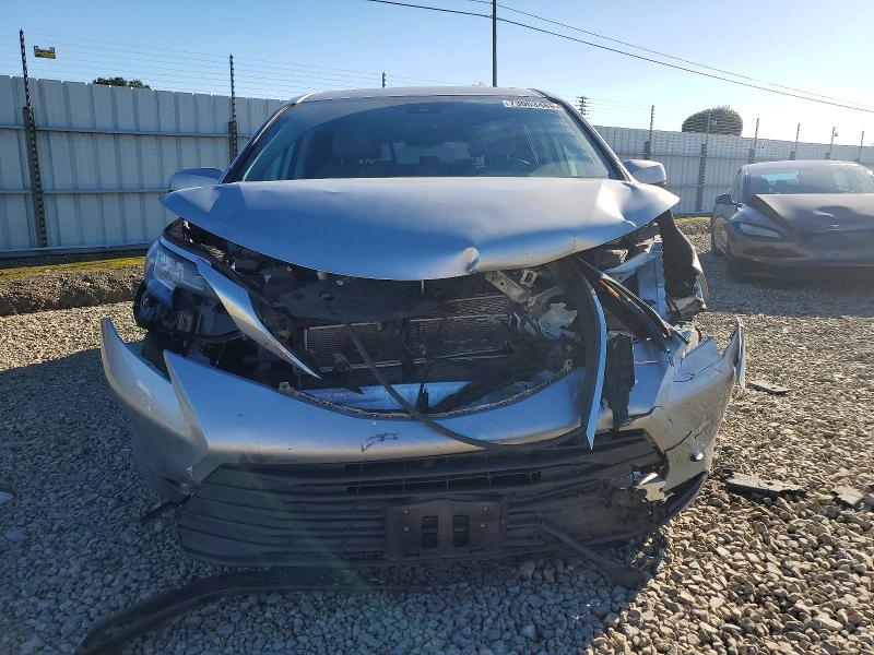 Photo 5 from auction – 2023 TOYOTA SIENNA LE with VIN 5TDKRKEC4PS141920