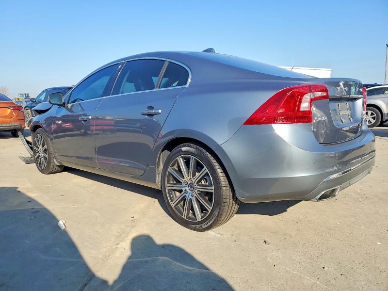 Photo 2 from auction – 2017 VOLVO S60 PLATIN with VIN LYV402HM2HB140926