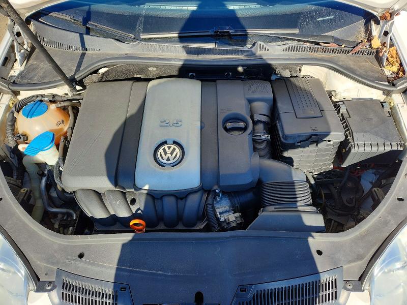 Photo 10 from auction – 2009 VOLKSWAGEN RABBIT with VIN WVWDB71K69W067183