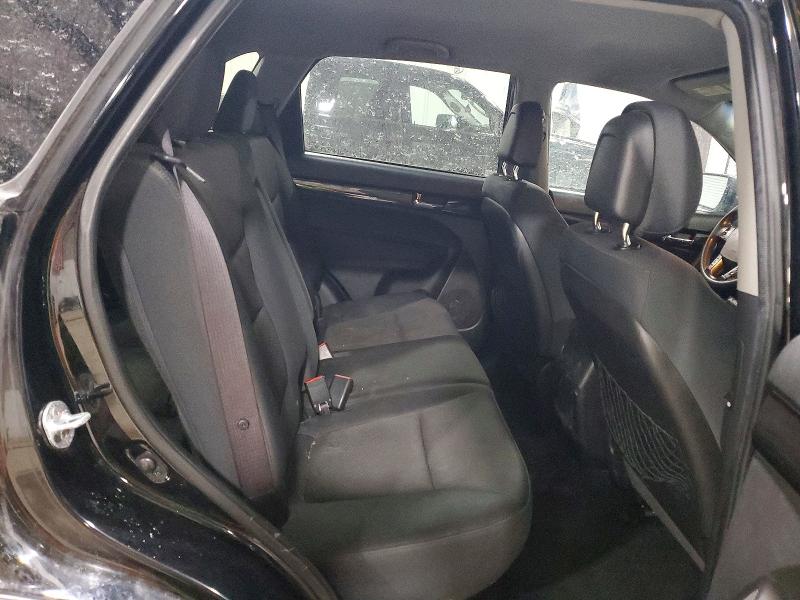 Photo 11 from auction – 2011 KIA SORENTO BA with VIN 5XYKTDA18BG031170