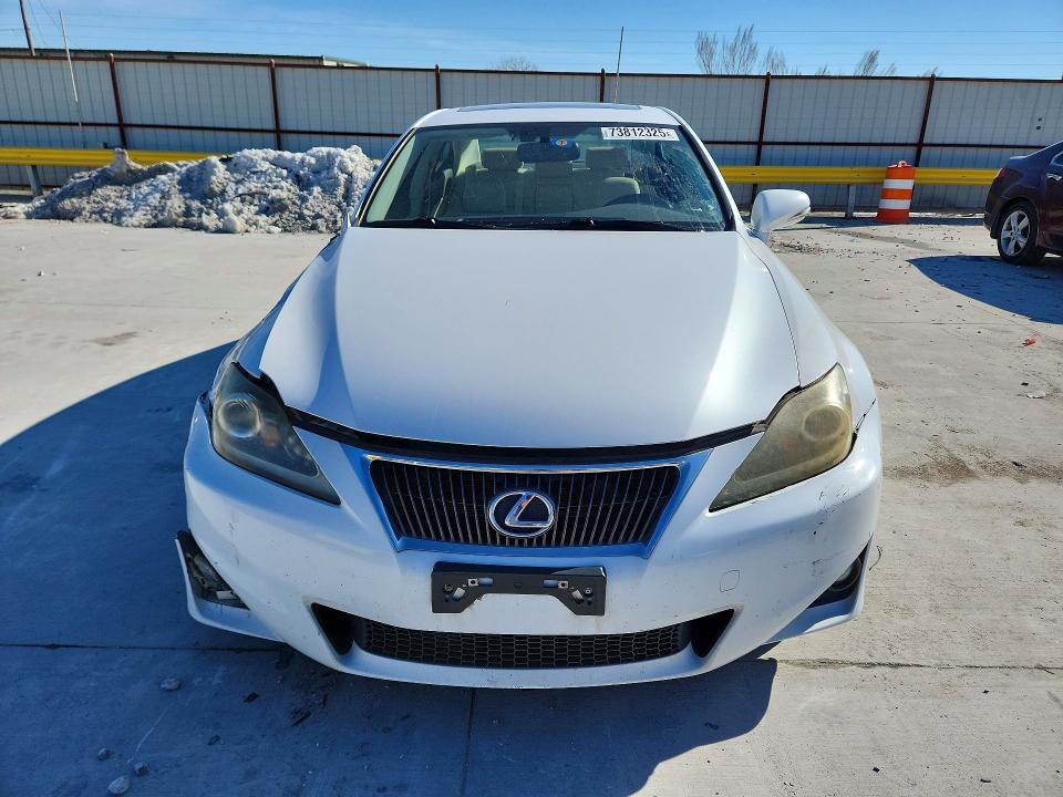 Photo 5 from auction – 2013 LEXUS IS 250 with VIN JTHCF5C22D5063467