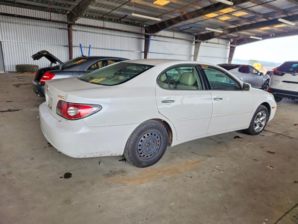 Photo 3 from auction – 2002 LEXUS ES 300 with VIN JTHBF30G120065561