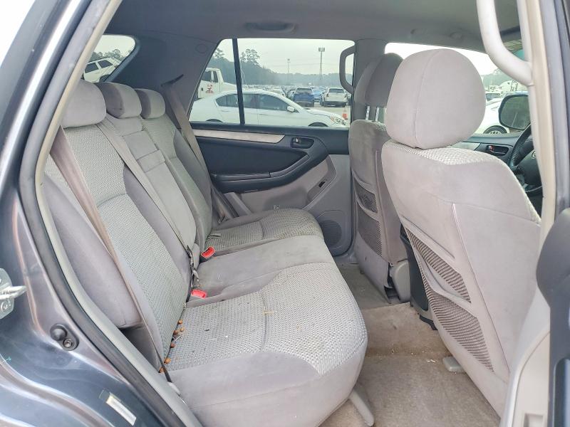 Photo 11 from auction – 2005 TOYOTA 4RUNNER SR with VIN JTEZU14R050061622
