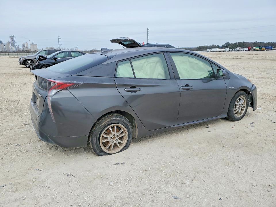 Photo 3 from auction – 2018 TOYOTA PRIUS with VIN JTDKBRFU7J3584883