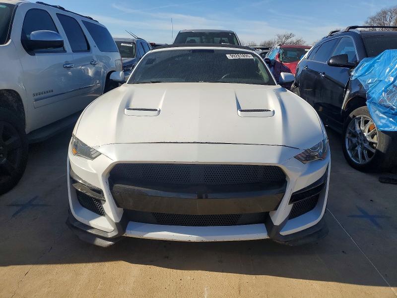 Photo 5 from auction – 2018 FORD MUSTANG with VIN 1FATP8UH6J5111623
