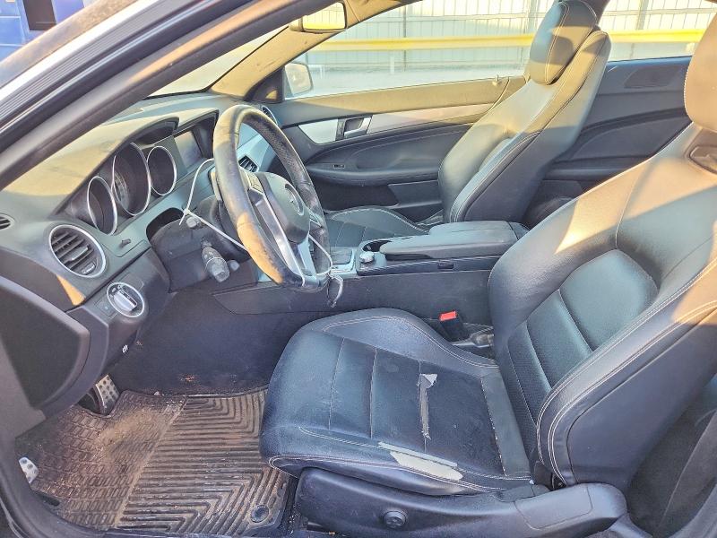 Photo 7 from auction – 2012 MERCEDES-BENZ C-CLASS with VIN WDDGJ4HB5CF823796