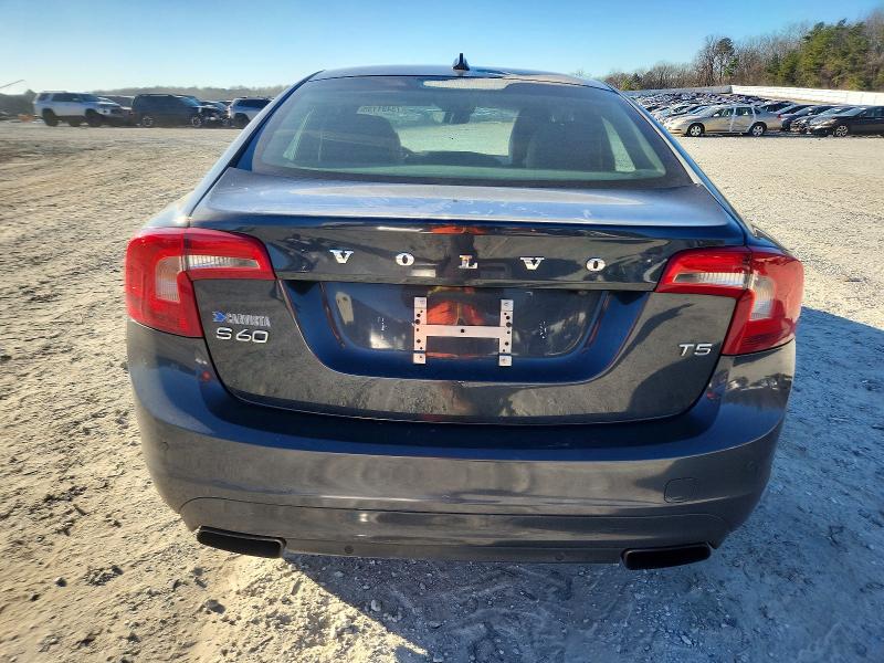 Photo 6 from auction – 2015 VOLVO S60 PREMIE with VIN YV126MFK4F1336187