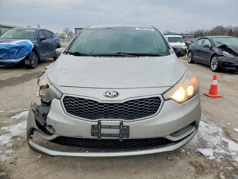 Photo 5 from auction – 2015 KIA FORTE with VIN KNAFK4A67F5279261