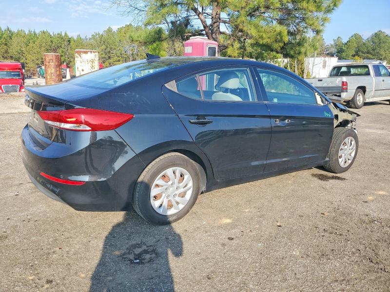 Photo 3 from auction – 2017 HYUNDAI ELANTRA SE with VIN 5NPD74LF3HH163065