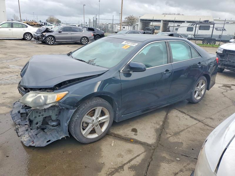 TOYOTA CAMRY L 2014 with VIN 4T1BF1FK8EU340918 - Photo from auction