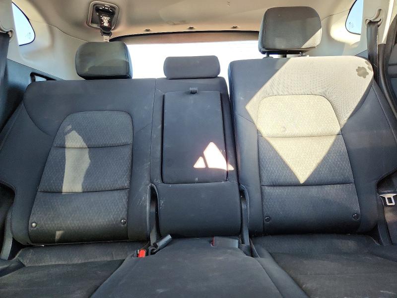 Photo 10 from auction – 2017 HYUNDAI TUCSON with VIN KM8J3CA24HU379517