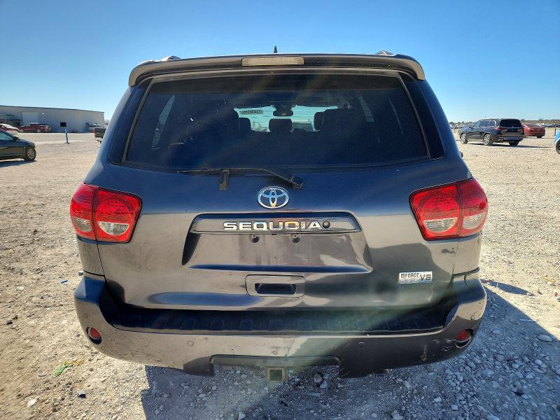 Photo 6 from auction – 2016 TOYOTA SEQUOIA with VIN 5TDZY5G16GS061873