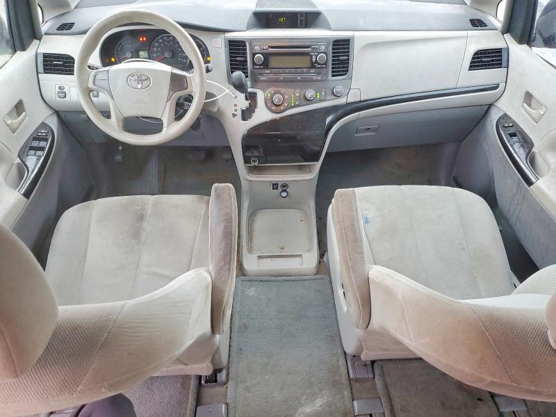 Photo 8 from auction – 2012 TOYOTA SIENNA with VIN 5TDZK3DC2CS209409