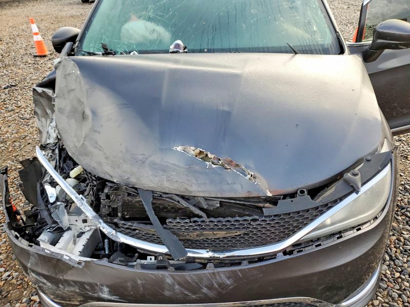 Photo 12 from auction – 2018 CHRYSLER PACIFICA with VIN 2C4RC1BG6JR118947