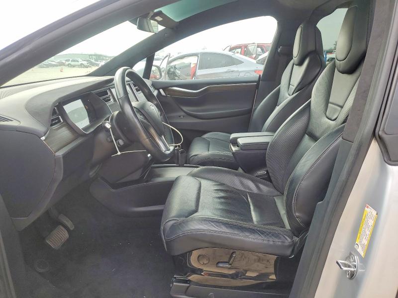 Photo 7 from auction – 2016 TESLA MODEL X with VIN 5YJXCAE22GF021319
