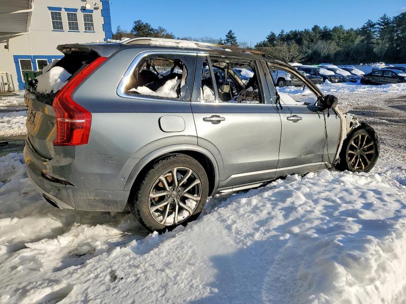 Photo 3 from auction – 2018 VOLVO XC90 T6 with VIN YV4A22PK1J1206339