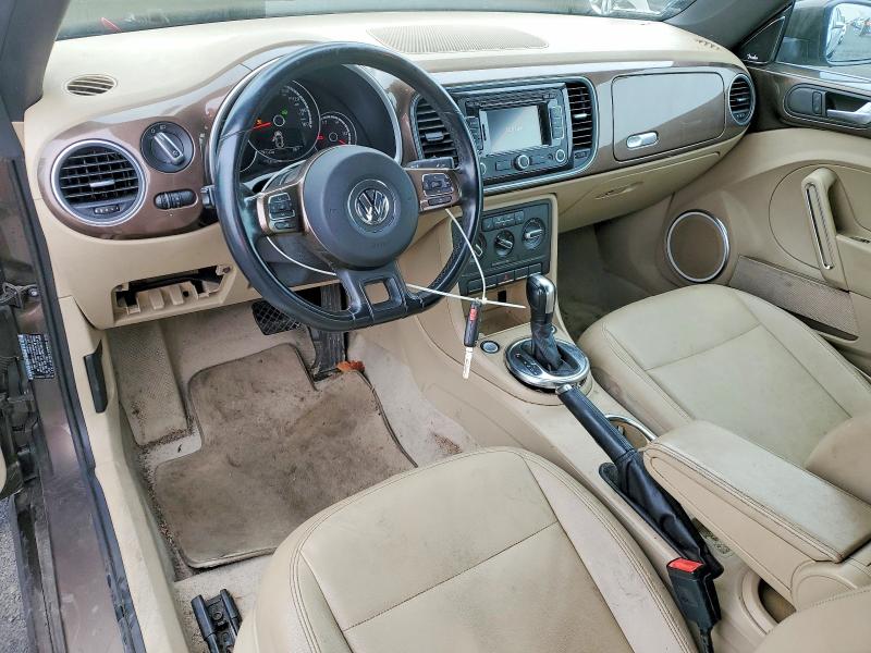 Photo 8 from auction – 2013 VOLKSWAGEN BEETLE with VIN 3VW5P7AT0DM830044