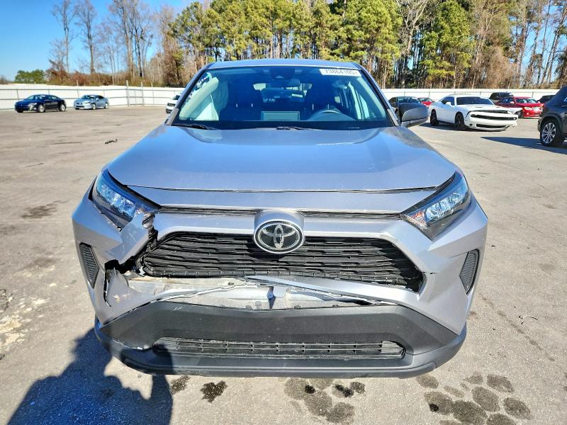 Photo 5 from auction – 2022 TOYOTA RAV4 LE with VIN 2T3H1RFV8NC198256