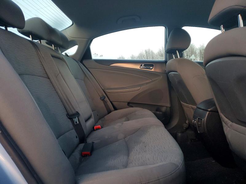 Photo 10 from auction – 2012 HYUNDAI SONATA HYB with VIN KMHEC4A41CA036666