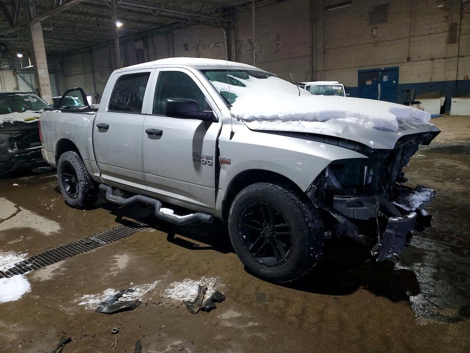 Photo 4 from auction – 2015 RAM 1500 with VIN 1C6RR7KT8FS525616