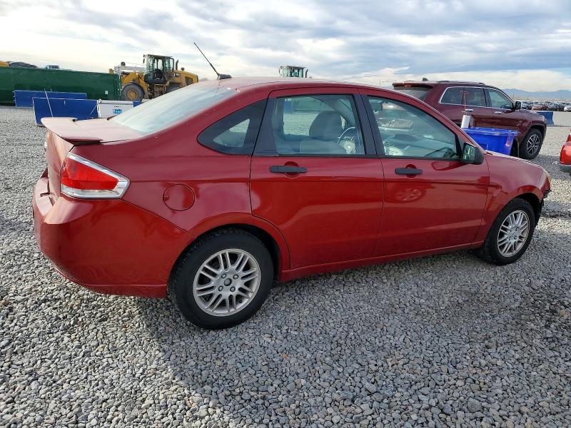 Photo 3 from auction – 2011 FORD FOCUS SE with VIN 1FAHP3FN8BW163021