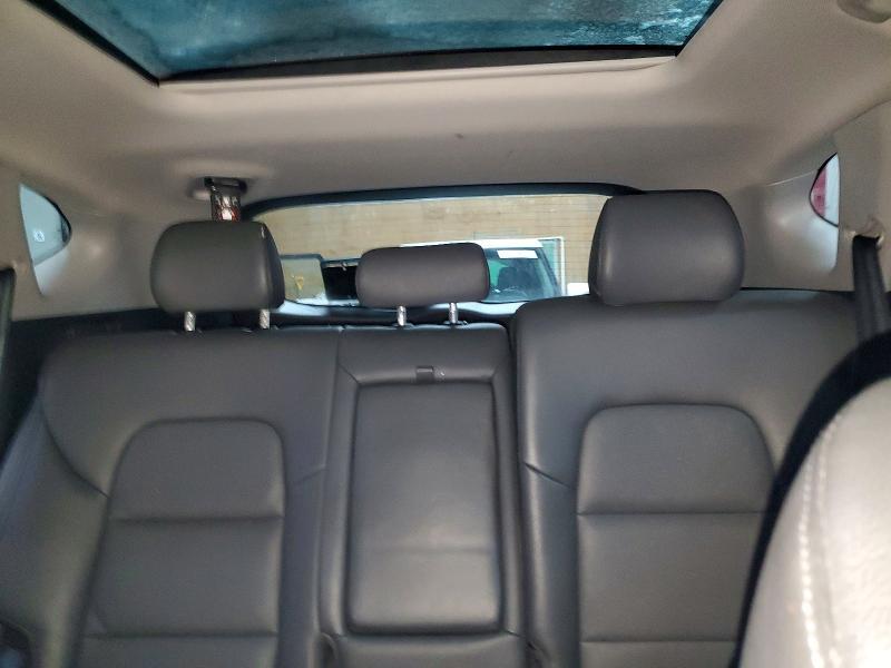 Photo 10 from auction – 2017 HYUNDAI TUCSON LIM with VIN KM8J3CA29HU275279