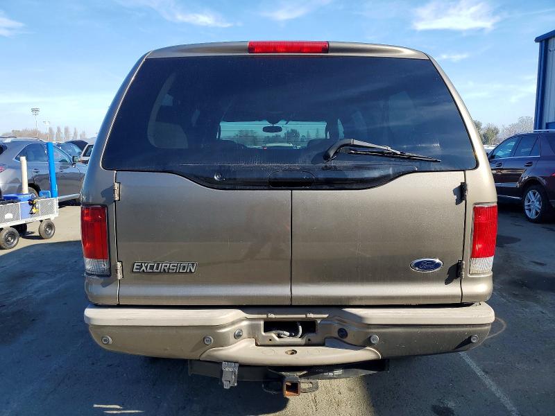 Photo 6 from auction – 2003 FORD EXCURSION with VIN 1FMNU43S53EB14626