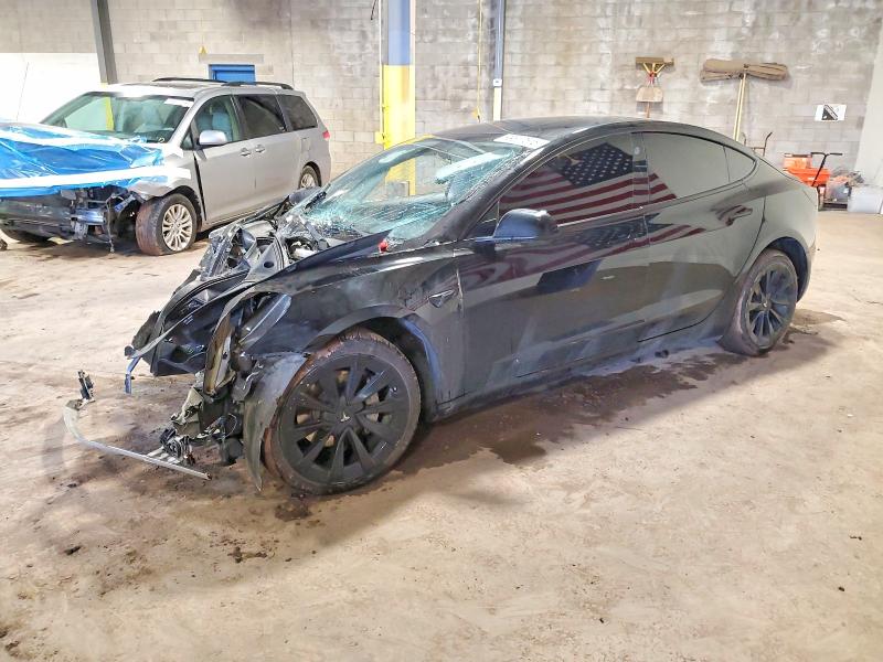 TESLA MODEL 3 2022 with VIN 5YJ3E1EB6NF181581 - Photo from auction