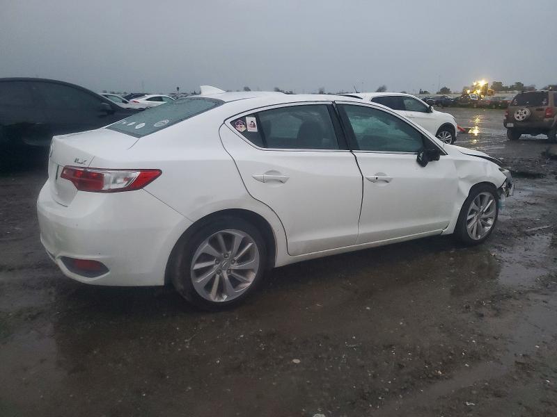 Photo 3 from auction – 2018 ACURA ILX with VIN 19UDE2F3XJA009558
