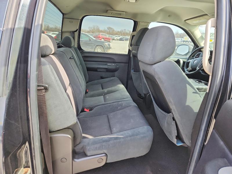 Photo 10 from auction – 2009 GMC SIERRA K15 with VIN 2GTEK233X91135814