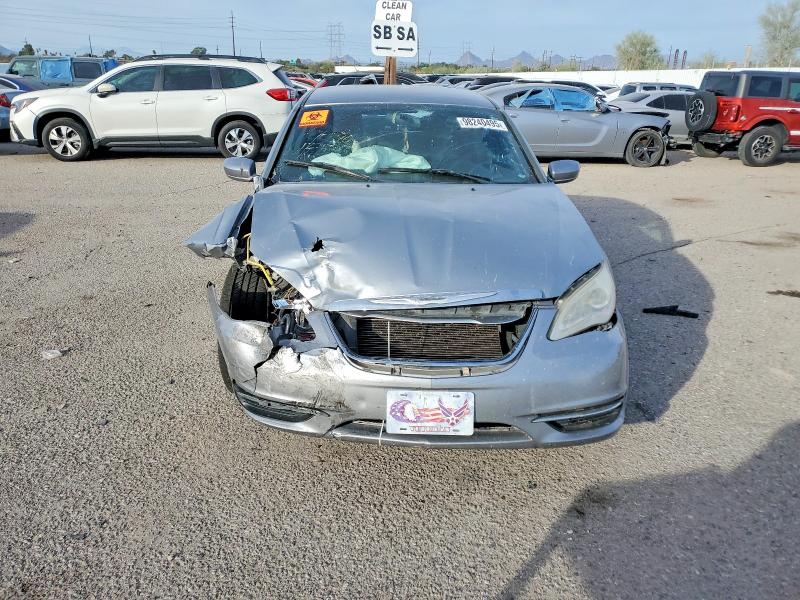 Photo 5 from auction – 2014 CHRYSLER 200 LX with VIN 1C3CCBAB0EN207700