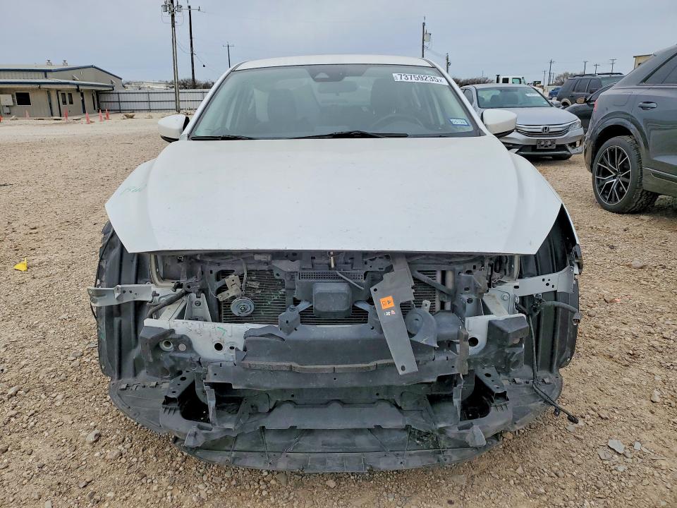 Photo 5 from auction – 2018 MAZDA 3 TOURING with VIN 3MZBN1V35JM273269