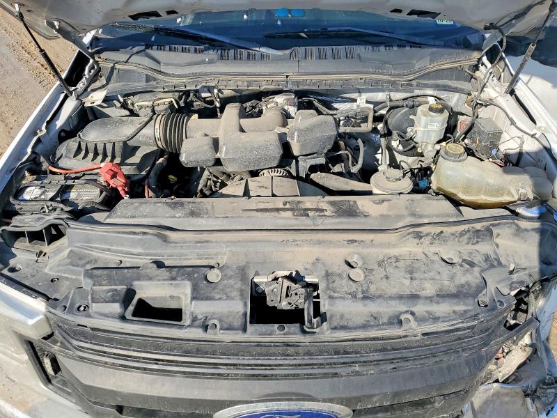 Photo 11 from auction – 2019 FORD F350 with VIN 1FD8X3A69KEF18872